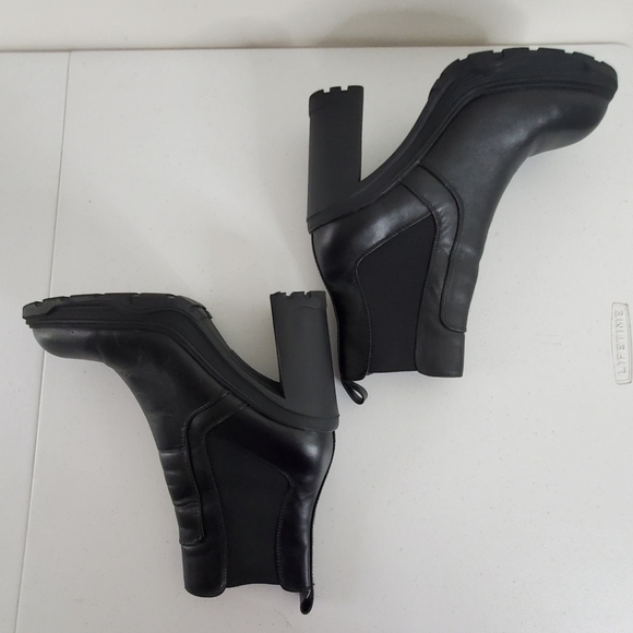 Steve Madden Leather Lug Sole Ankle Boots Size 10 Black Heeled Chunky Booties - Picture 5 of 15